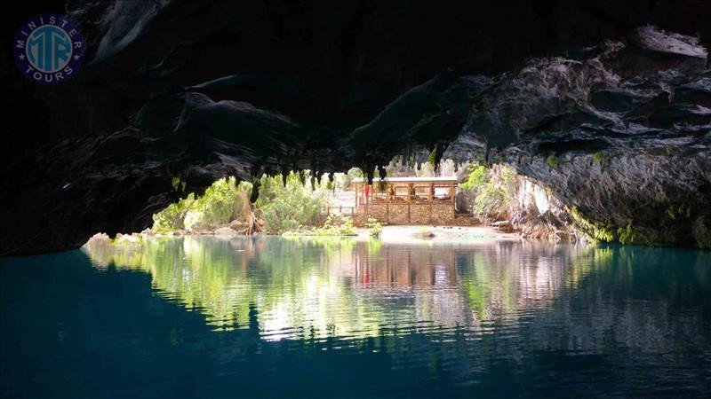 Grotte Altinbesik depuis Colakli2