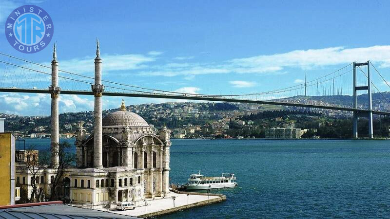 Istanbul Boat tour5