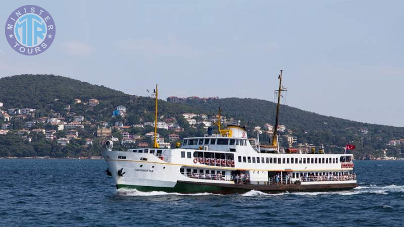 Istanbul Boat tour6