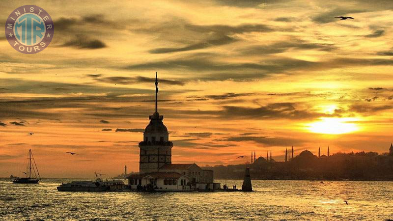 Istanbul cable car3