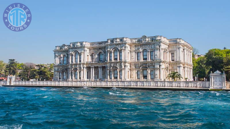 Excursion Dolmabahce Palace and Bsilica Cistern in Istanbul2