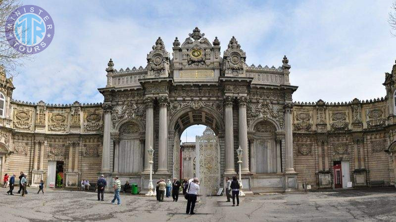 Excursion Dolmabahce Palace and Bsilica Cistern in Istanbul3