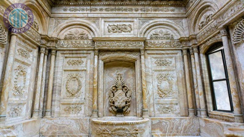 Excursion Dolmabahce Palace and Bsilica Cistern in Istanbul7