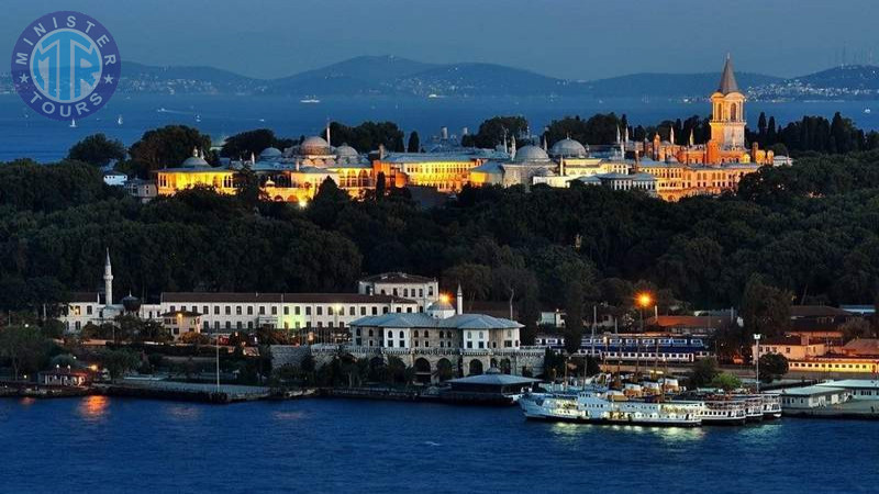 Excursion Dolmabahce Palace and Bsilica Cistern in Istanbul8