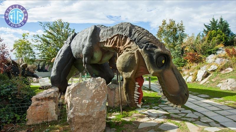 Antalya dinosaur park in Tekirova9