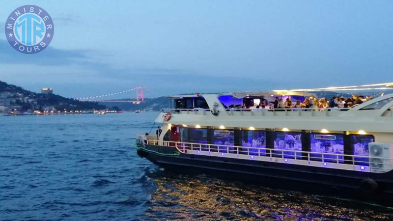 Bosphorus breakfast cruise4