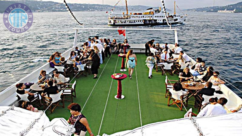 Bosphorus breakfast cruise5